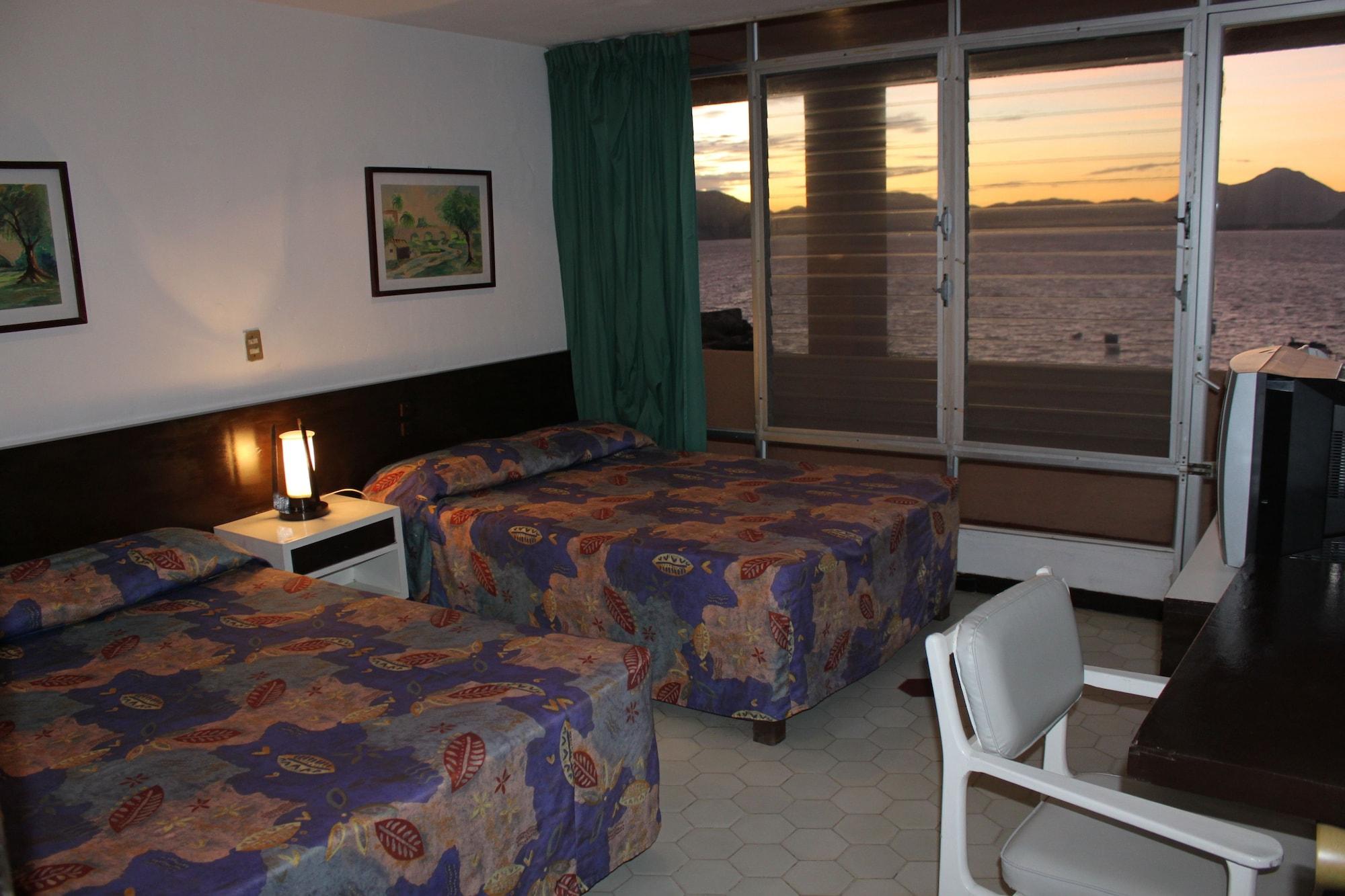 Playa De Santiago Hotel Manzanillo Exterior photo